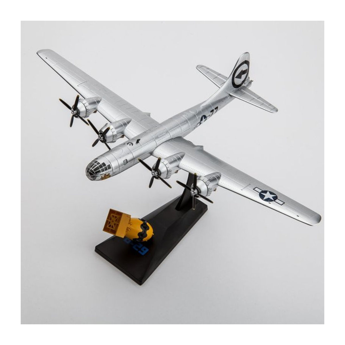 B29 Superfortress Metallmodell im Maßstab 1/144 in Silber mit Sockel - Bild 1