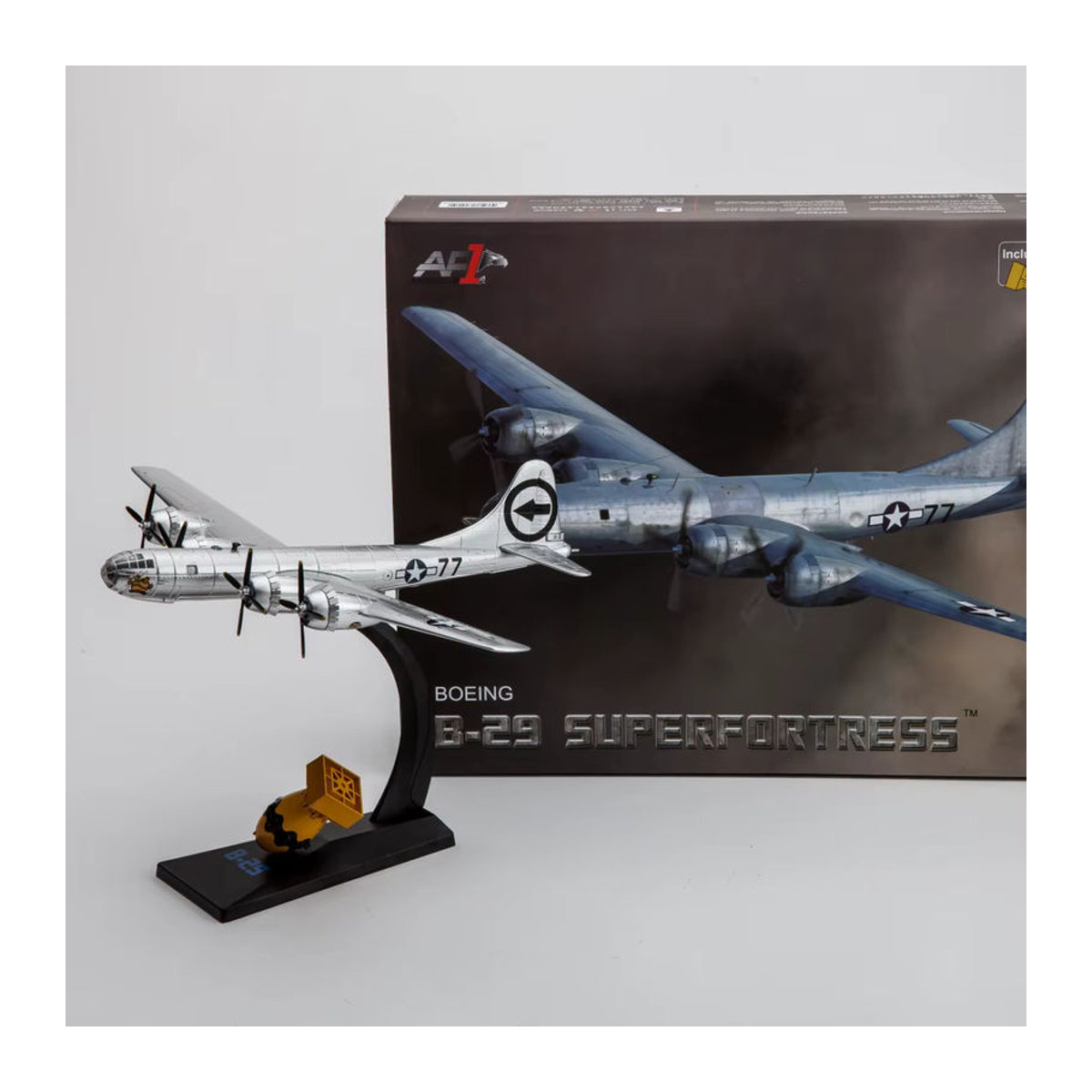B29 Superfortress Metallmodell im Maßstab 1/144 in Silber mit Sockel - Bild 5