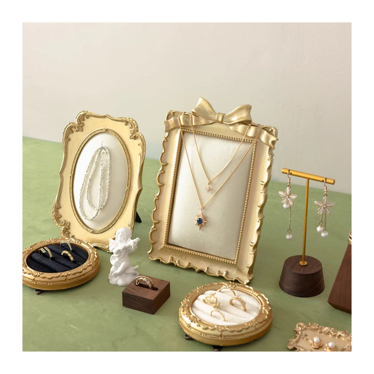 Baby.Xin Vintage Schmuckständer aus Metall in Beige und Gold als Organizer für Ohrringe, Ringe und Halsketten - Bild 4