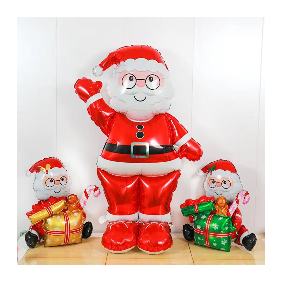 BALONAQ Weihnachtsballon mit Weihnachtsmann Motiv in Rot, B: 93 cm, H: 156 cm - Bild 2