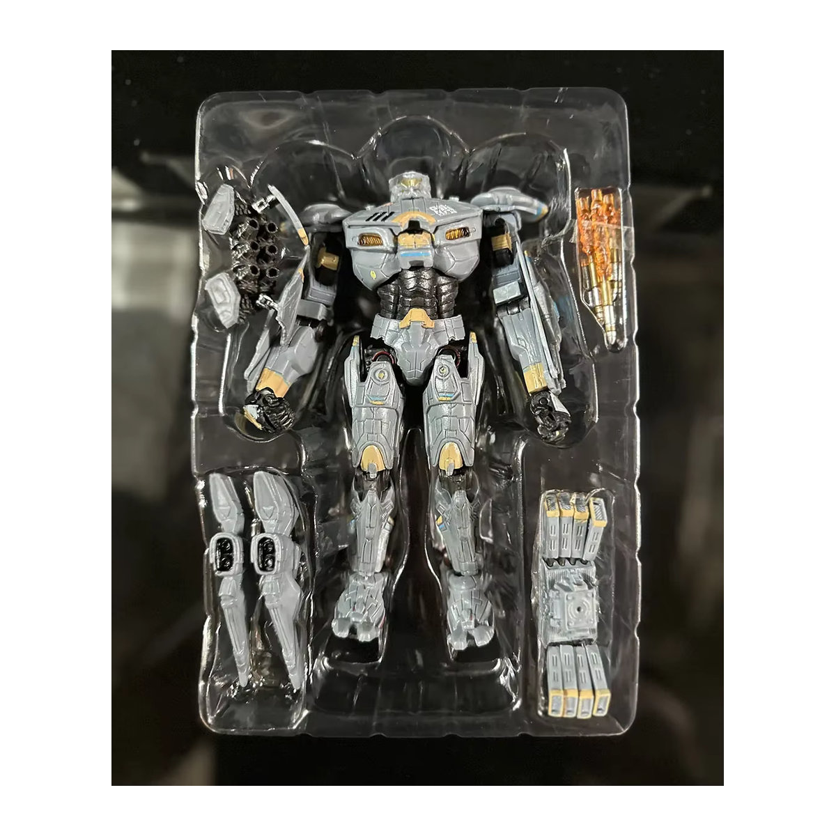Bandai Actionfigur Striker Eureka Gipsy Danger Obsidian Fury aus Kunststoff, Farbe Grau, Höhe: 20 cm - Bild 3