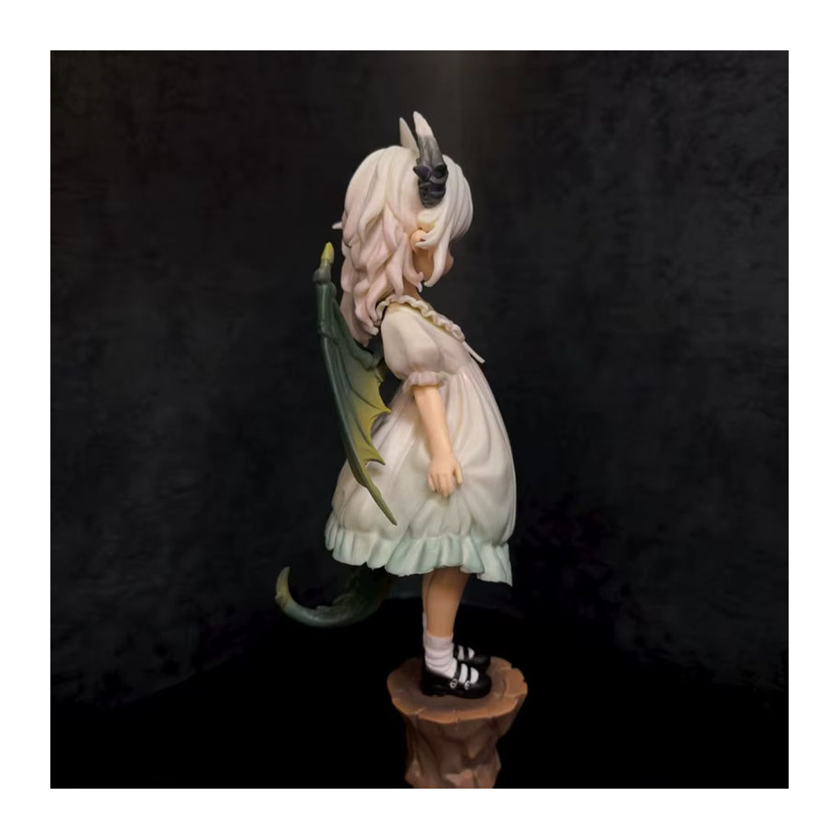 Bandai Angry Dragon Girl Anime Actionfigur aus PVC, mehrfarbiges 2D Modell für die Dekoration - Bild 3
