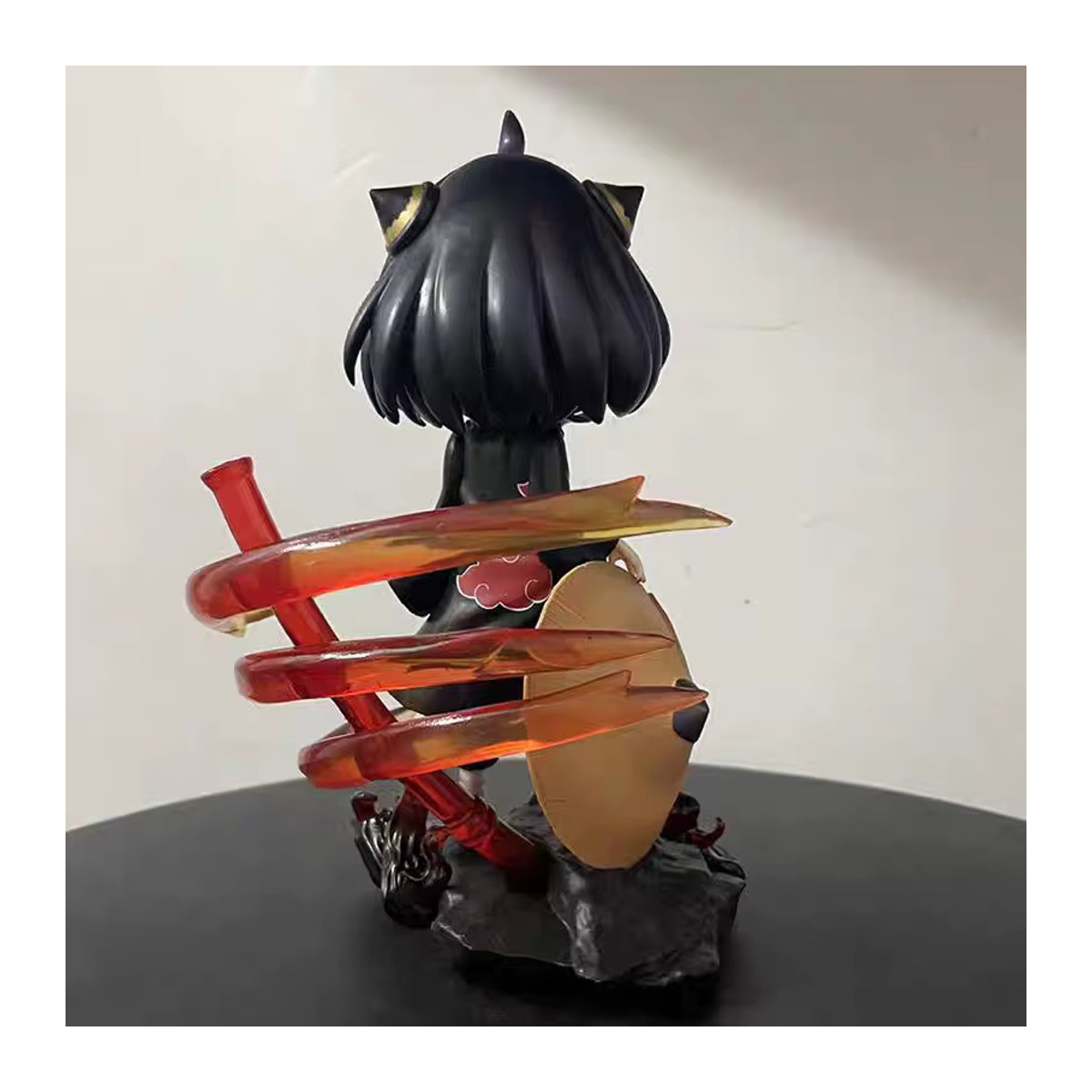 Bandai Ania Cos Uchiha Itachi Doppelköpfige Skulptur in stehender Pose, Modell-Ornament aus Kunststoff in Lila und Schwarz - Bild 2