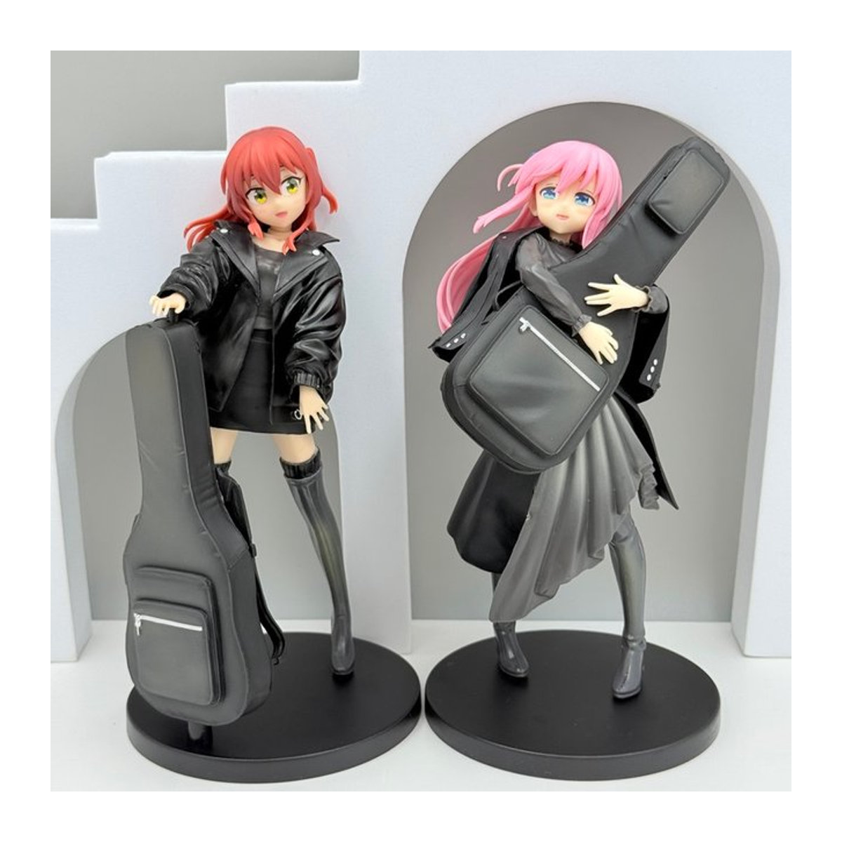 Bandai Anime Bocchi The Rock Action Figure Gotoh Hitori und Kita Ikuyo Sammelmodell Ornament, Höhe: 20 cm, mehrfarbig - Bild 1
