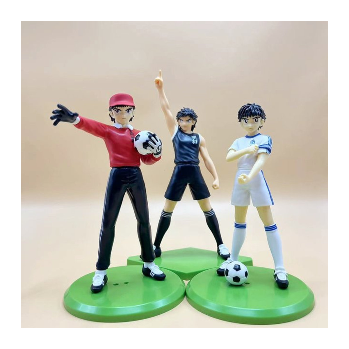Bandai Anime Captain Tsubasa Action Figuren Ozora Tsubasa und Genzo Wakapo Sammlerstücke aus Kunststoff in Mehrfarbig - Bild 1