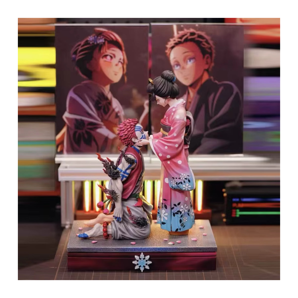 Bandai Anime Dämon Slayer Akaza und Koyuki Actionfigur aus Kunststoff in Mehrfarbig als Sammlerstatue und Schreibtischdekoration - Bild 3