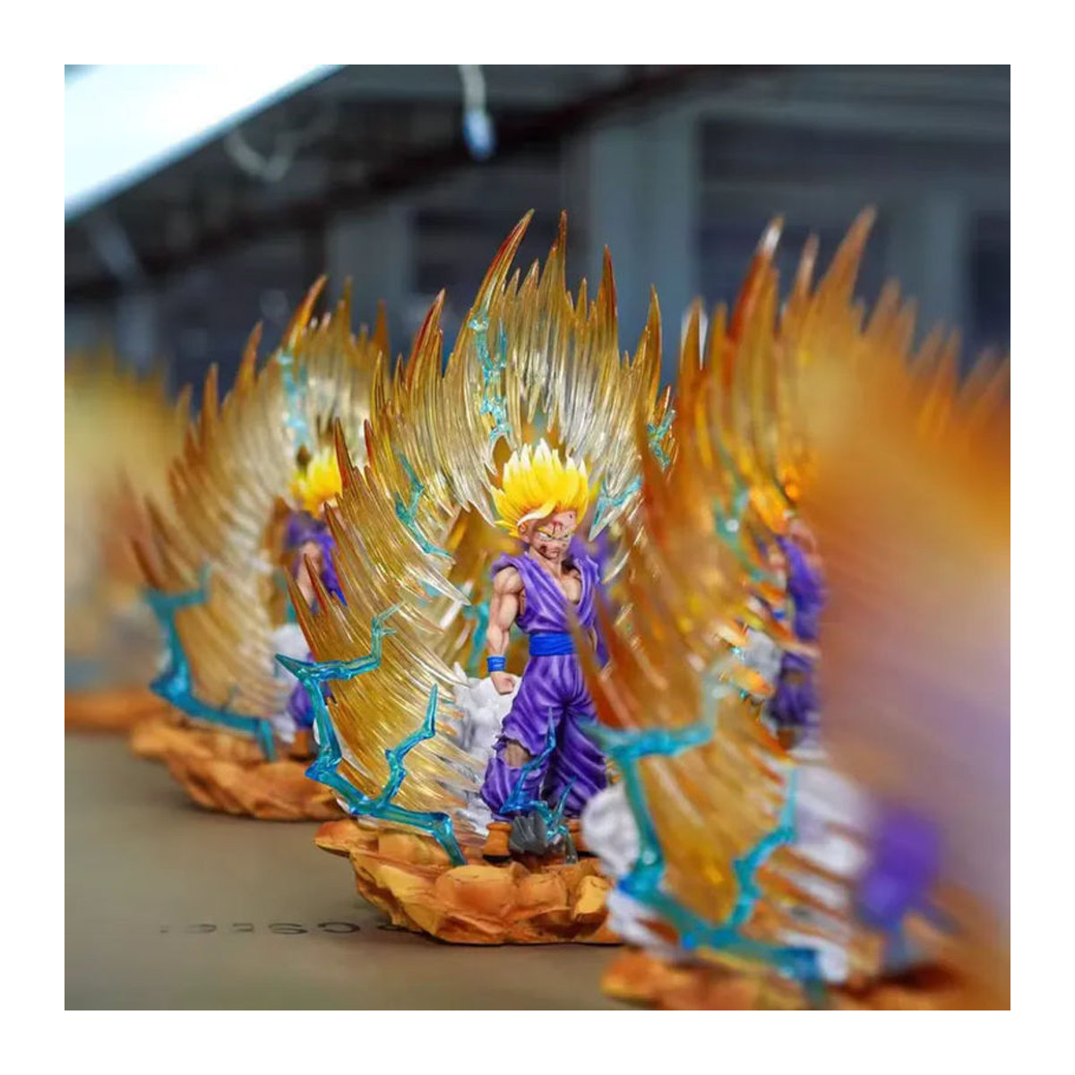 Bandai Anime-Figur aus Kunststoff mit LED-Beleuchtung und austauschbarem Oberkörper, mehrfarbige Sammlerstatue zur Schreibtischdekoration - Bild 4