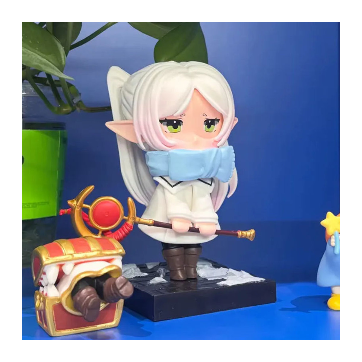 Bandai Anime Frieren Actionfigur aus Kunststoff, mehrfarbige PVC-Statue als Sammlerstück und Desktop-Ornament - Bild 4