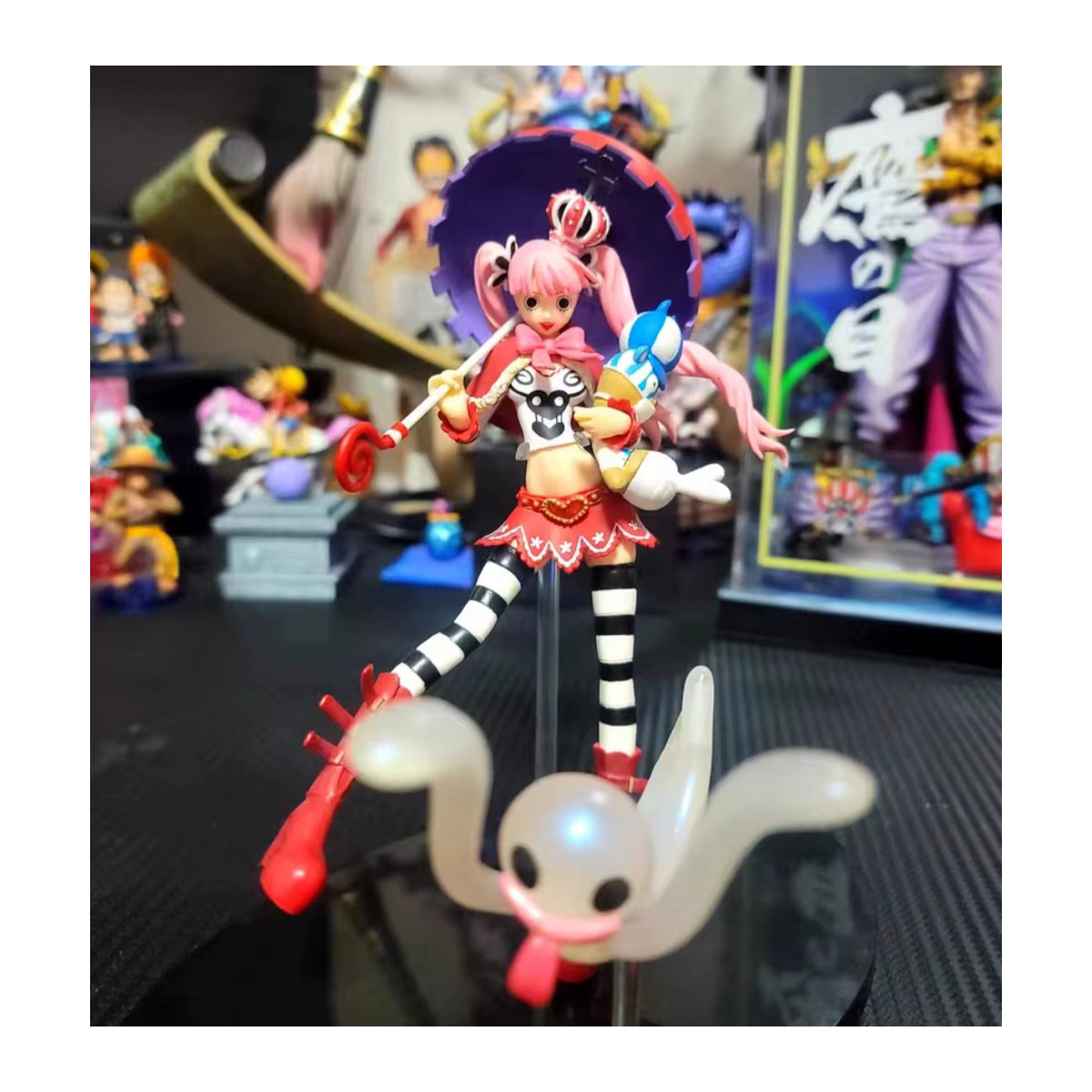 Bandai Banpresto One Piece Anime Actionfigur Perona als Sammlermodell und Desktop-Ornament für Kinder, mehrfarbig - Bild 2