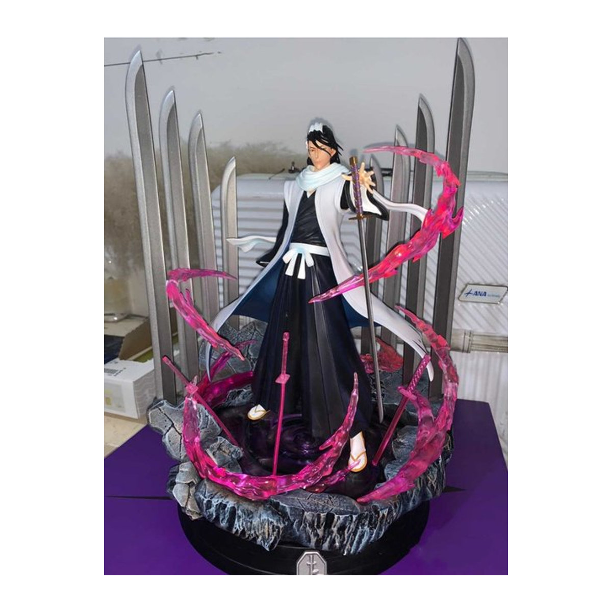 Bandai Bleach Anime Actionfigur Kuchiki Byakuya aus PVC, mehrfarbig, Höhe: 32 cm - Bild 1