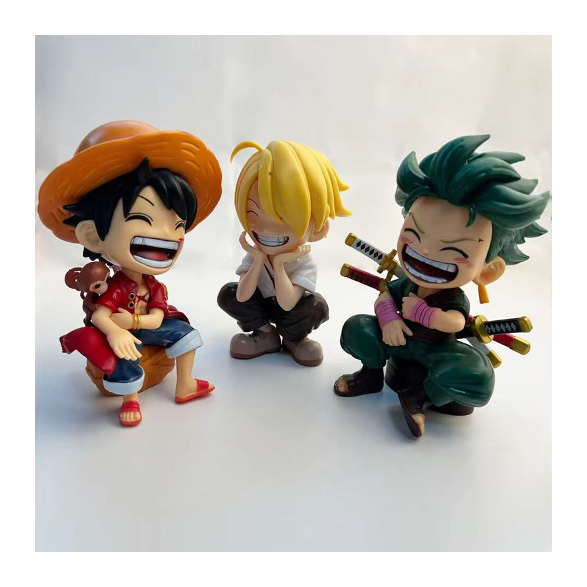 Bandai Chibi-Sitzfigur aus Kunststoff als bunte Anime-Desktop-Dekoration für Tier- und Meerescharaktere - Bild 6