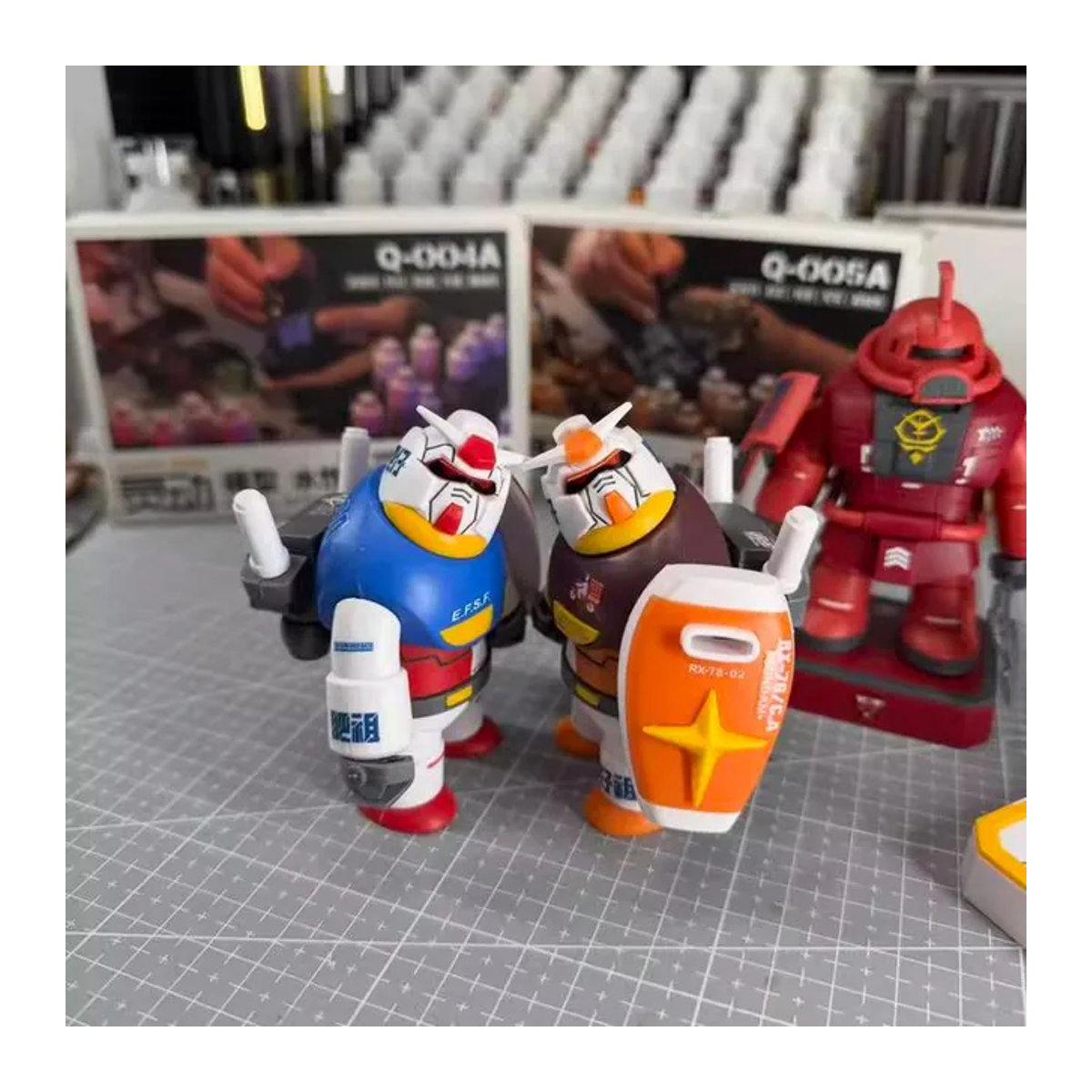 Bandai Chonker RX-78-2 Mecha-Actionfigur aus PVC in Weiß und Mehrfarbig - Bild 1