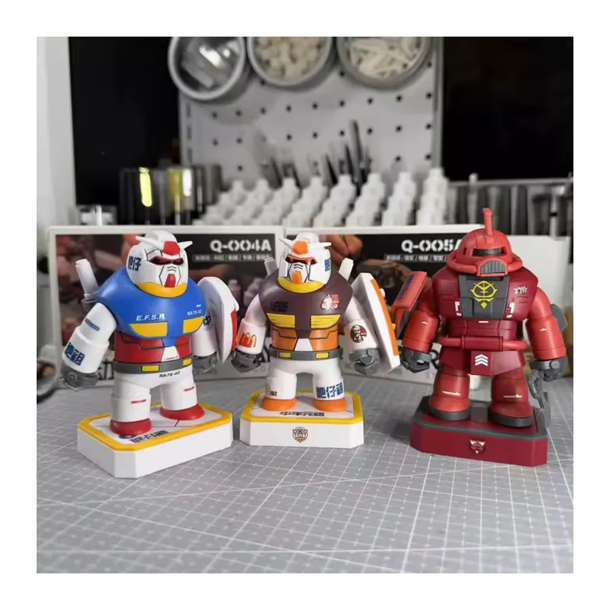 Bandai Chonker RX-78-2 Mecha-Actionfigur aus PVC in Weiß und Mehrfarbig - Bild 3