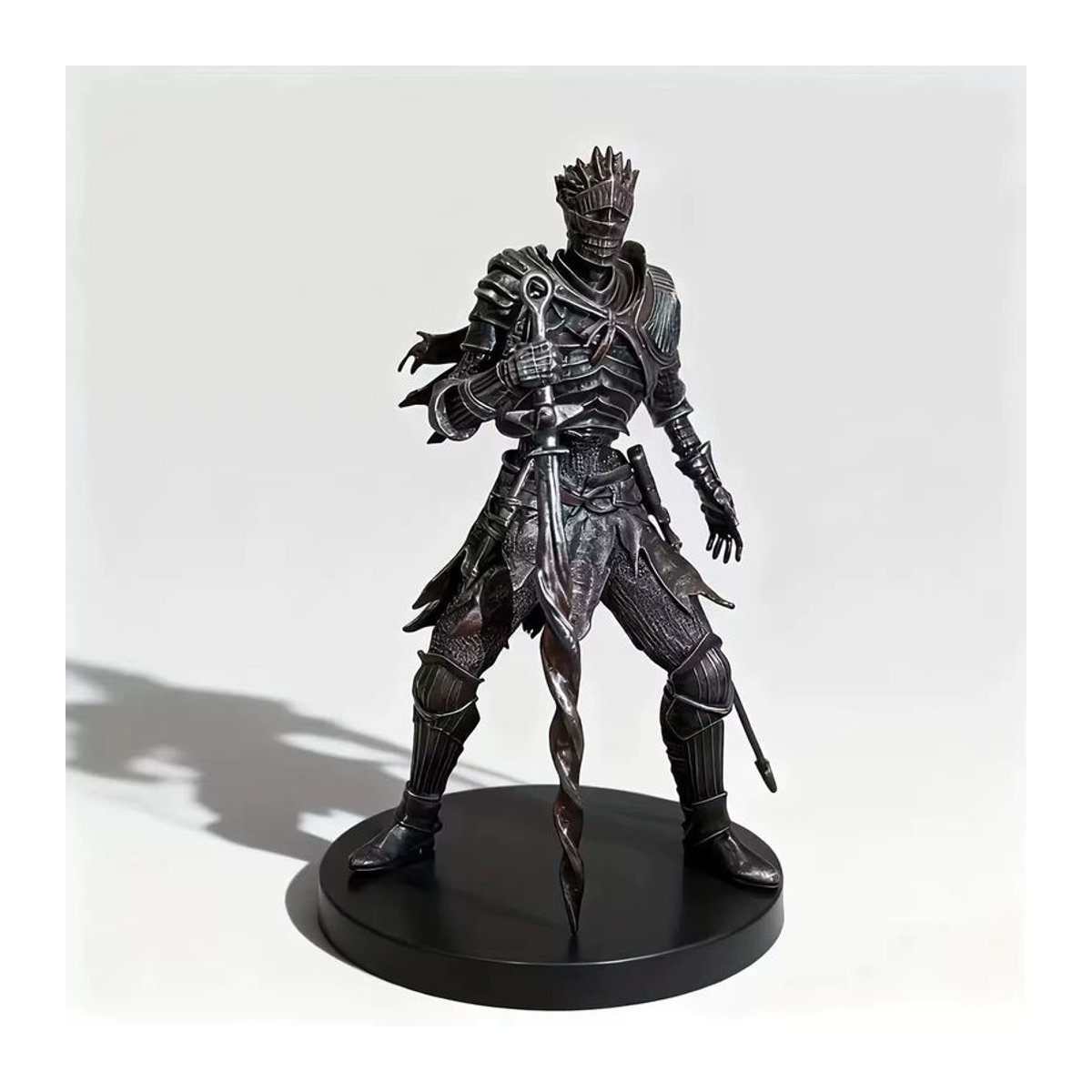 Bandai Dark Souls Soul of Cinder Actionfigur, Schwarz, Höhe: 18 cm - Bild 2