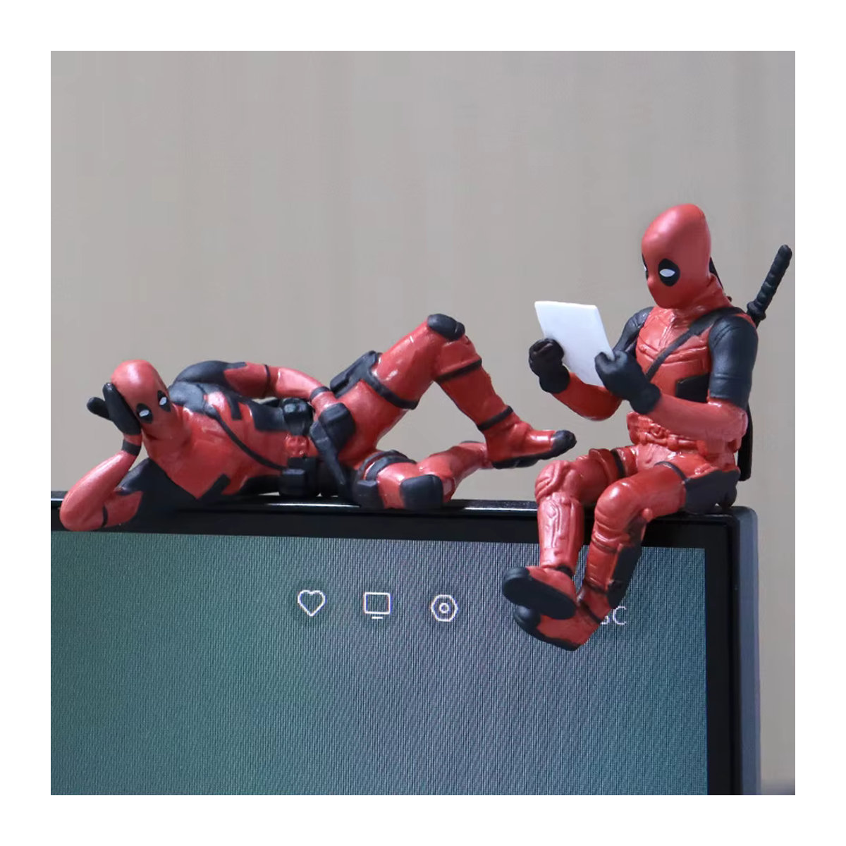 Bandai Deadpool Actionfiguren Set aus Kunstharz, 3 Stück, rot, Marvel X-MAN Dekorationsfiguren für Schreibtisch und Büro - Bild 5
