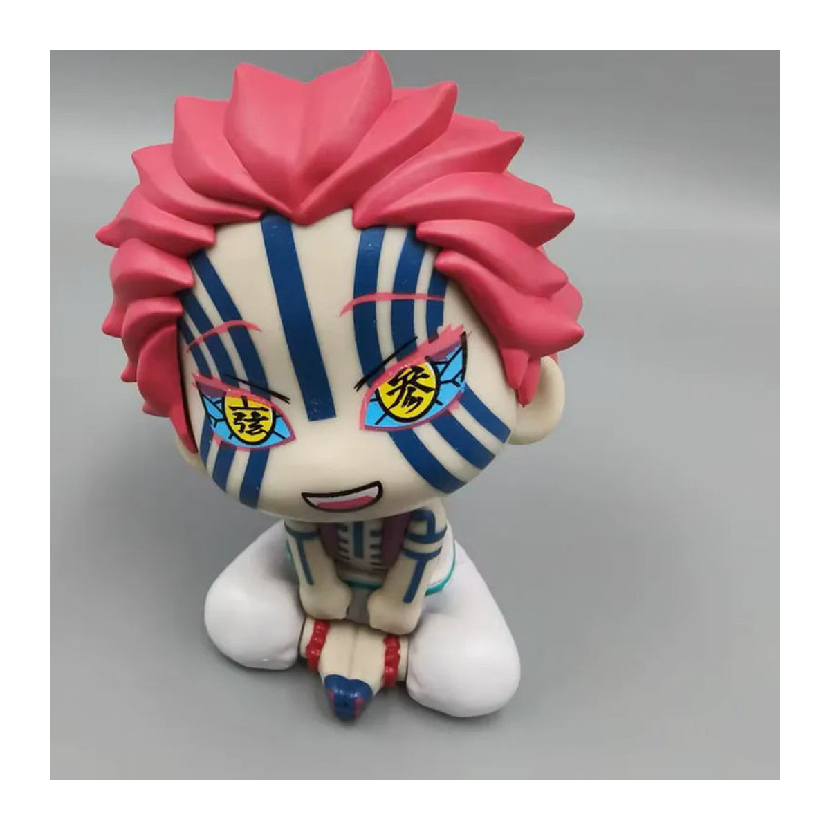 Bandai Demon Slayer Actionfigur Akaza Q-Version Mini-Serie Modell mit beweglichem Kopf, mehrfarbig, Höhe: 11 cm - Bild 2
