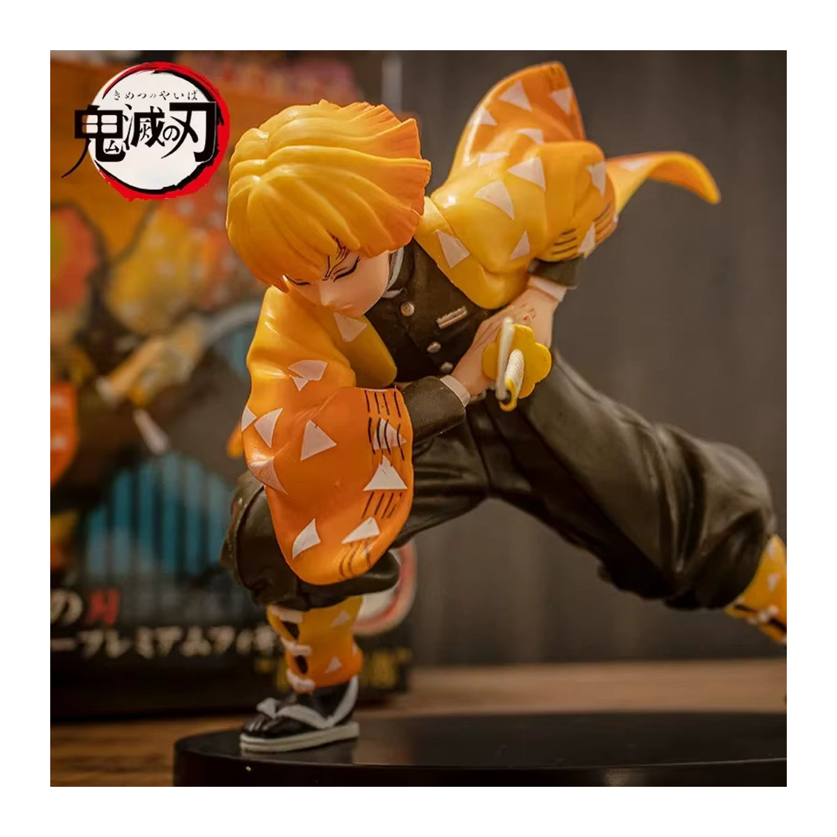 Bandai Demon Slayer Agatsuma Zenitsu Actionfigur in Gelb mit Schwenkfunktion als Sammlerstück und Desktop-Deko - Bild 3