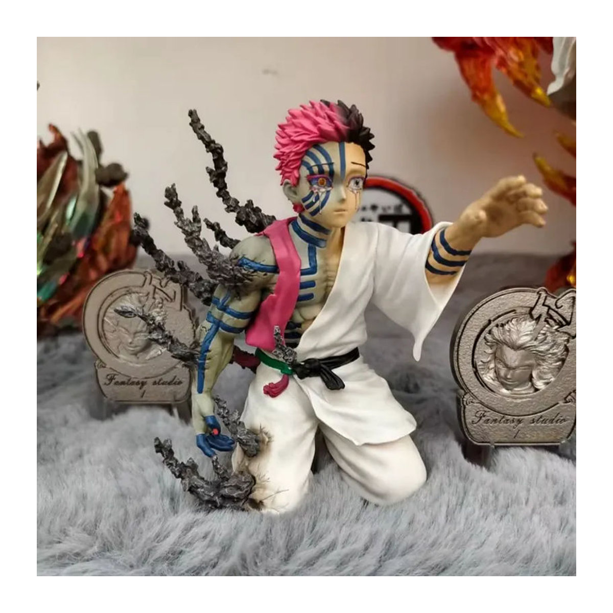 Bandai Demon Slayer Akaza Anime Actionfigur aus Kunststoff in Mehrfarbig - Bild 5