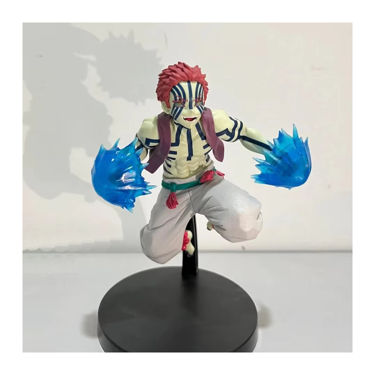 Bandai Demon Slayer Akaza Anime Figur aus PVC, mehrfarbig - Bild 4