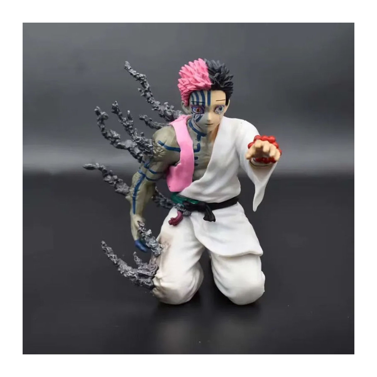 Bandai Demon Slayer Akaza Hakuji Anime-Figur aus PVC, mehrfarbige Actionfigur als Desktop-Ornament - Bild 2