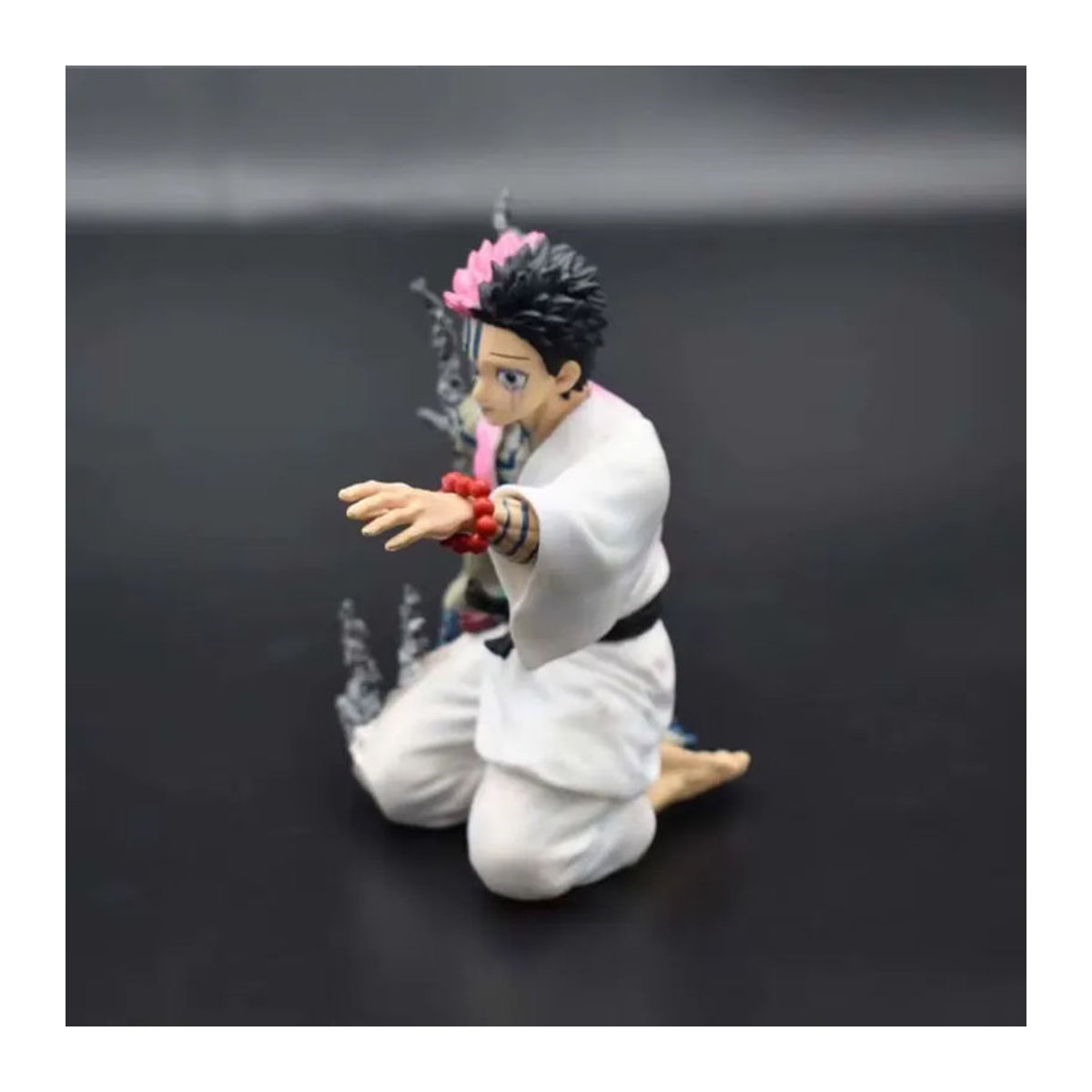 Bandai Demon Slayer Akaza Hakuji Anime-Figur aus PVC, mehrfarbige Actionfigur als Desktop-Ornament - Bild 4