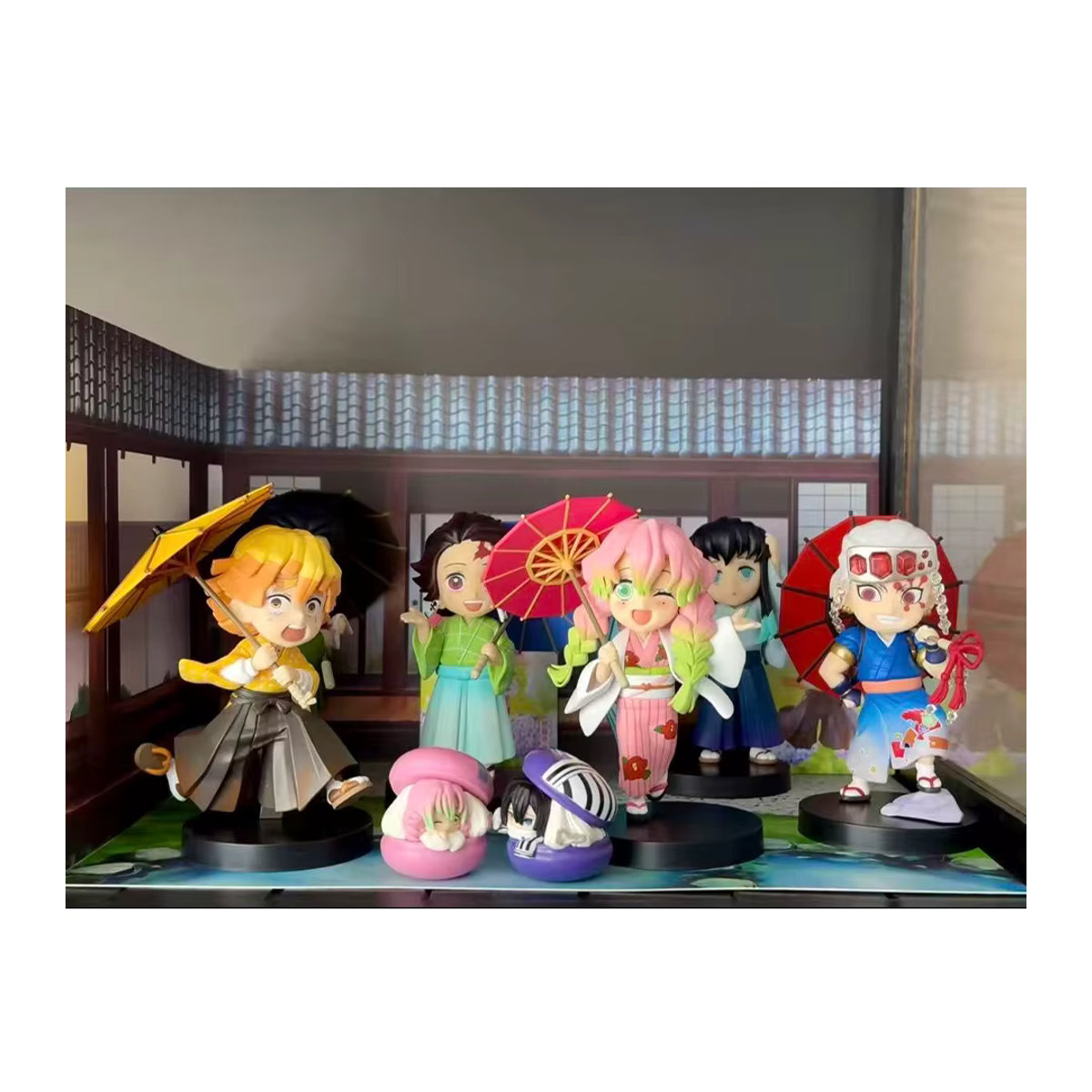 Bandai Demon Slayer Plum Rain Serie Blind Box Nezuko und Tanjiro Q-Version PVC-Figuren Mehrfarbig - Bild 1