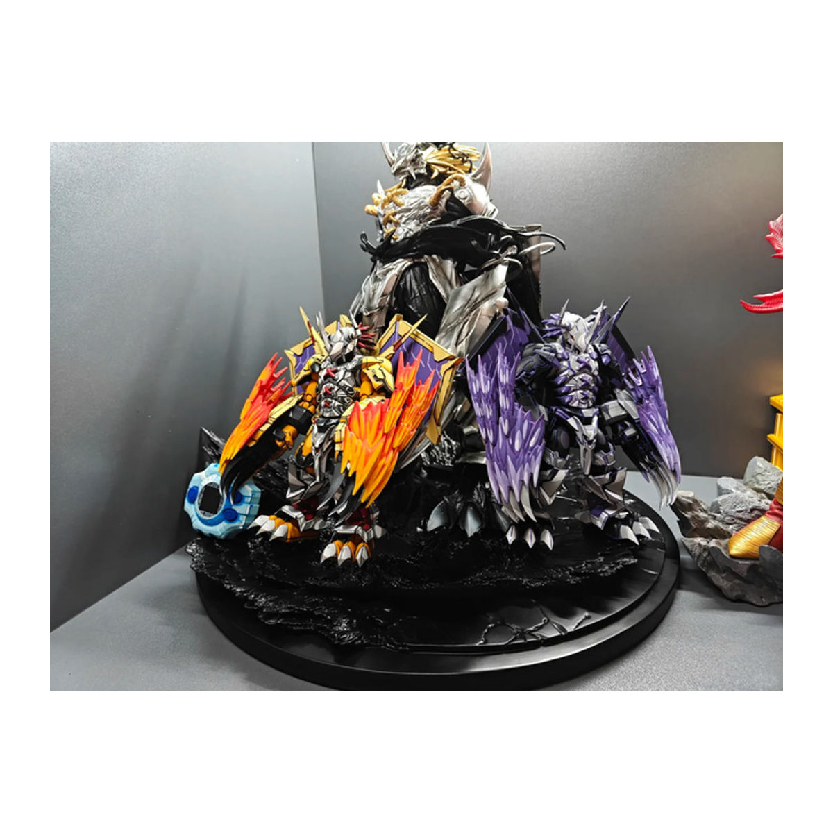 Bandai Digimon Adventure Black War Greymon Anime Figur in Schwarz, Höhe: 37 cm - Bild 1