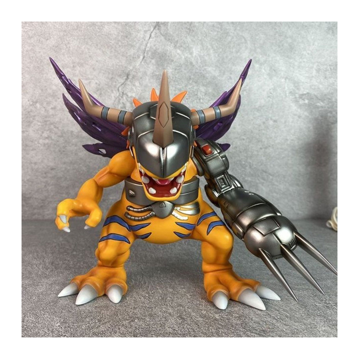 Bandai Digimon Adventure Blue Metal Greymon Actionfigur aus Kunststoff, 19 cm Höhe - Bild 1