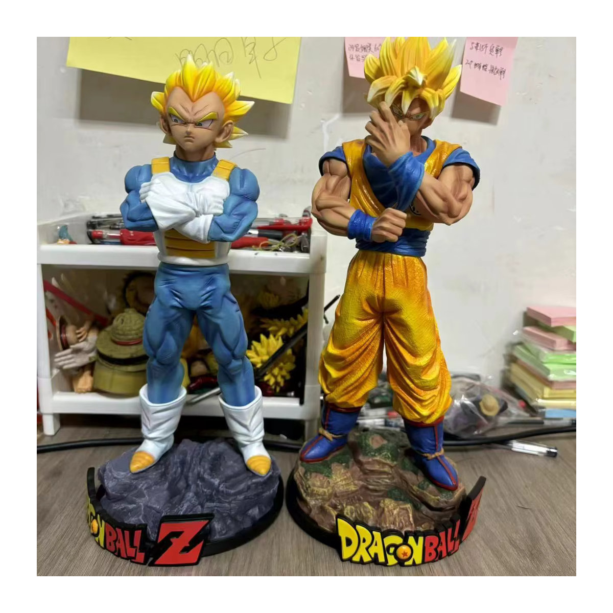 Bandai Dragon Ball Actionfigur Son Goku und Vegeta Super Saiyajin PVC Modell aus Kunststoff, mehrfarbig - Bild 1