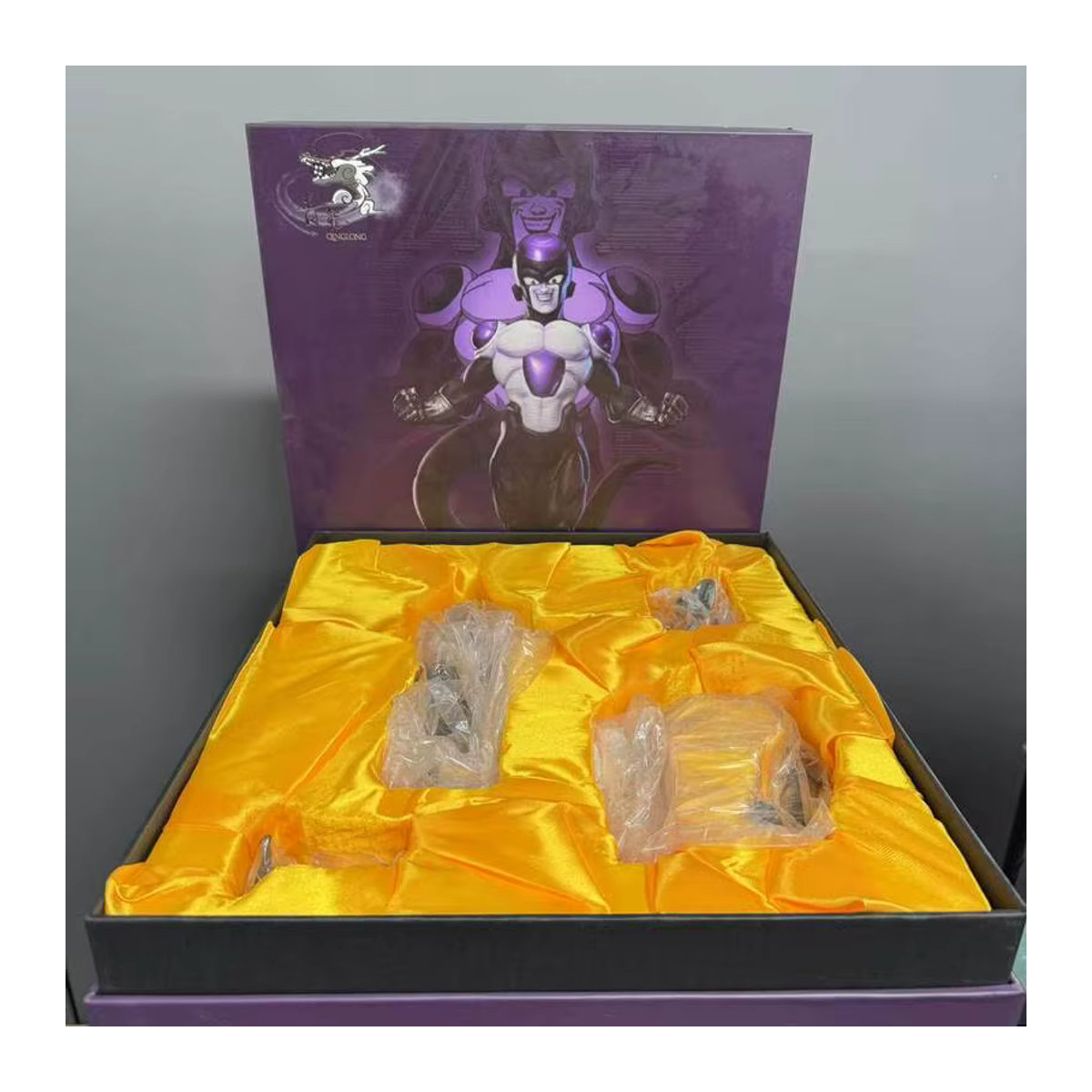 Bandai Dragon Ball Anime Actionfigur Frieza Endform in Weiß aus Kunststoff - Bild 4