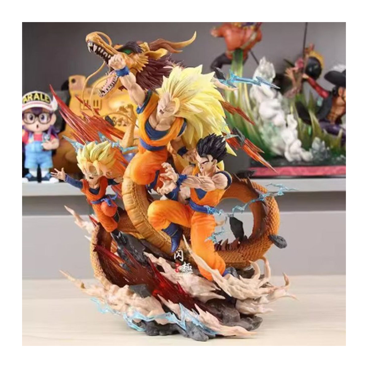Bandai Dragon Ball Anime-Actionfiguren-Set mit Goku, Gohan und Goten als Super Saiyajin 3 Ornament-Statuen, mehrfarbig, Höhe: 28 cm - Bild 1