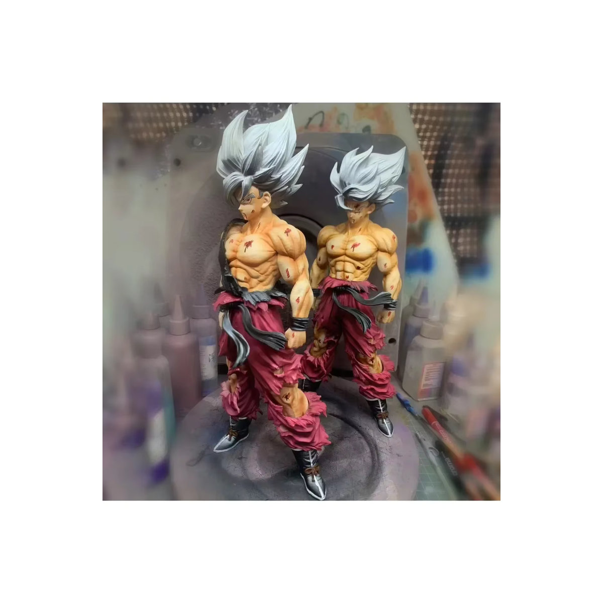 Bandai Dragon Ball Anime Figur Goku Super Saiyajin Actionfigur aus Kunststoff, mehrfarbig, Höhe: 28 cm - Bild 4