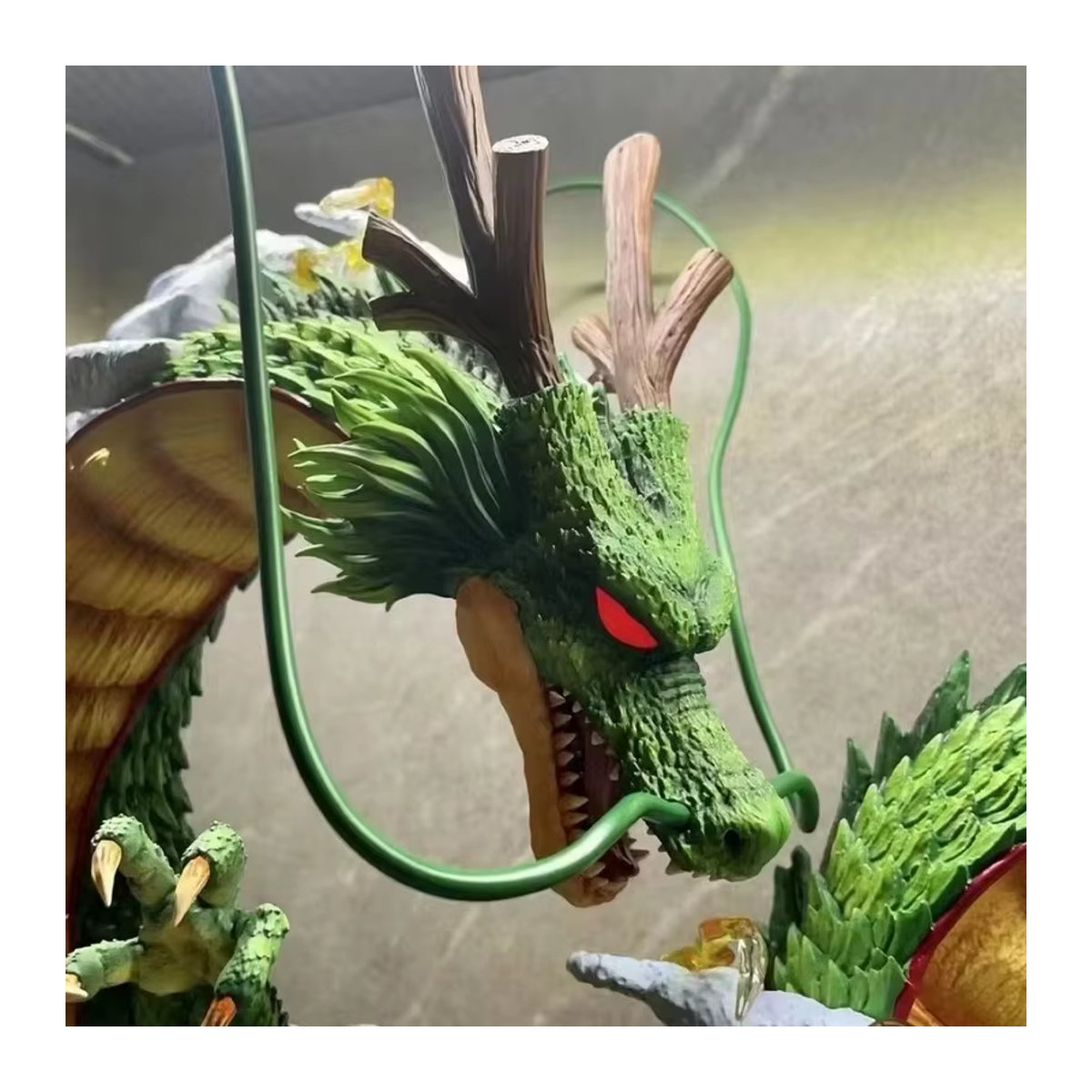 Bandai Dragon Ball Anime Figur Shenron und Goku Statue aus Kunststoff in Grün, Höhe: 53 cm - Bild 4