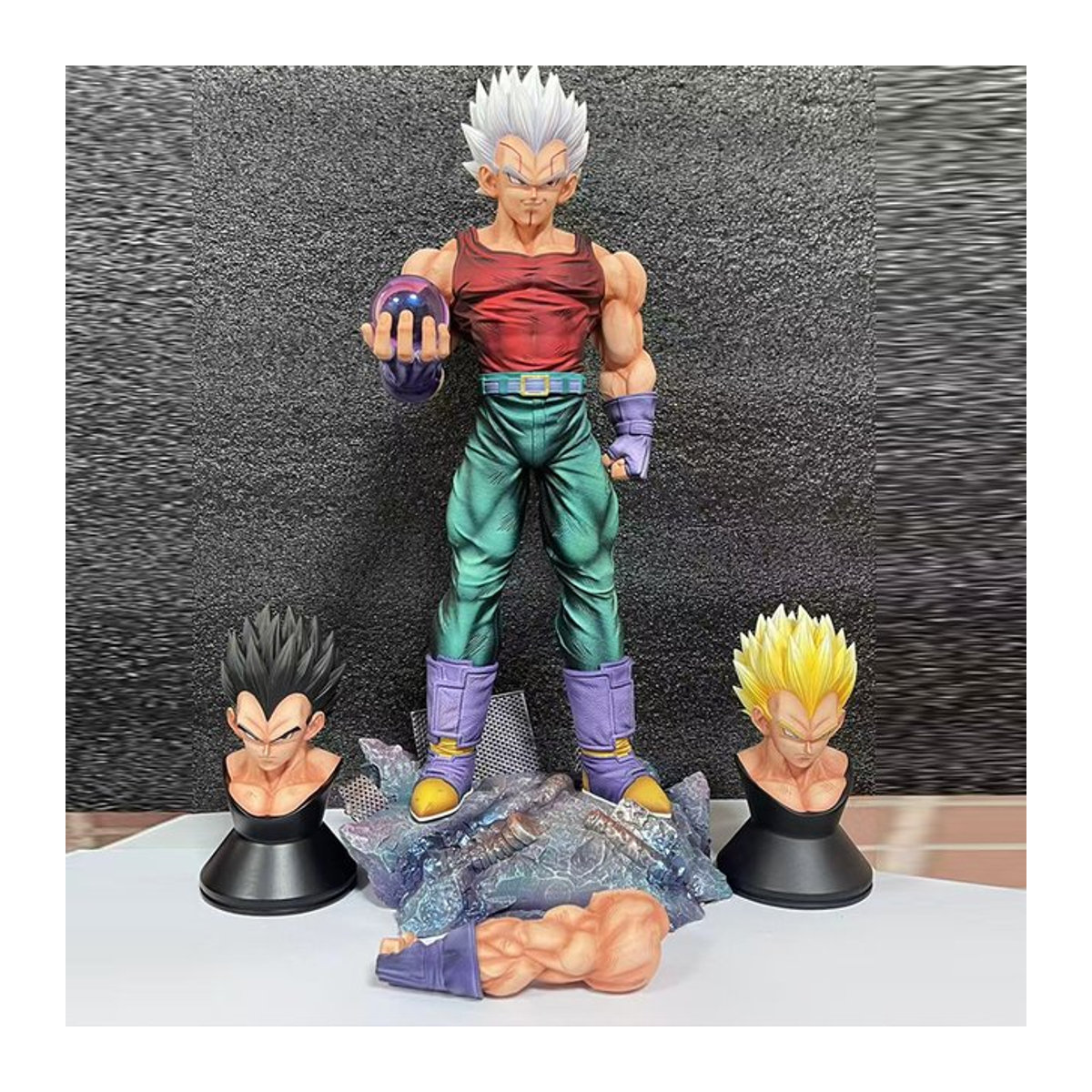 Bandai Dragon Ball Anime Figur Super Saiyajin GT Vegeta aus Kunststoff, mehrfarbig - Bild 1
