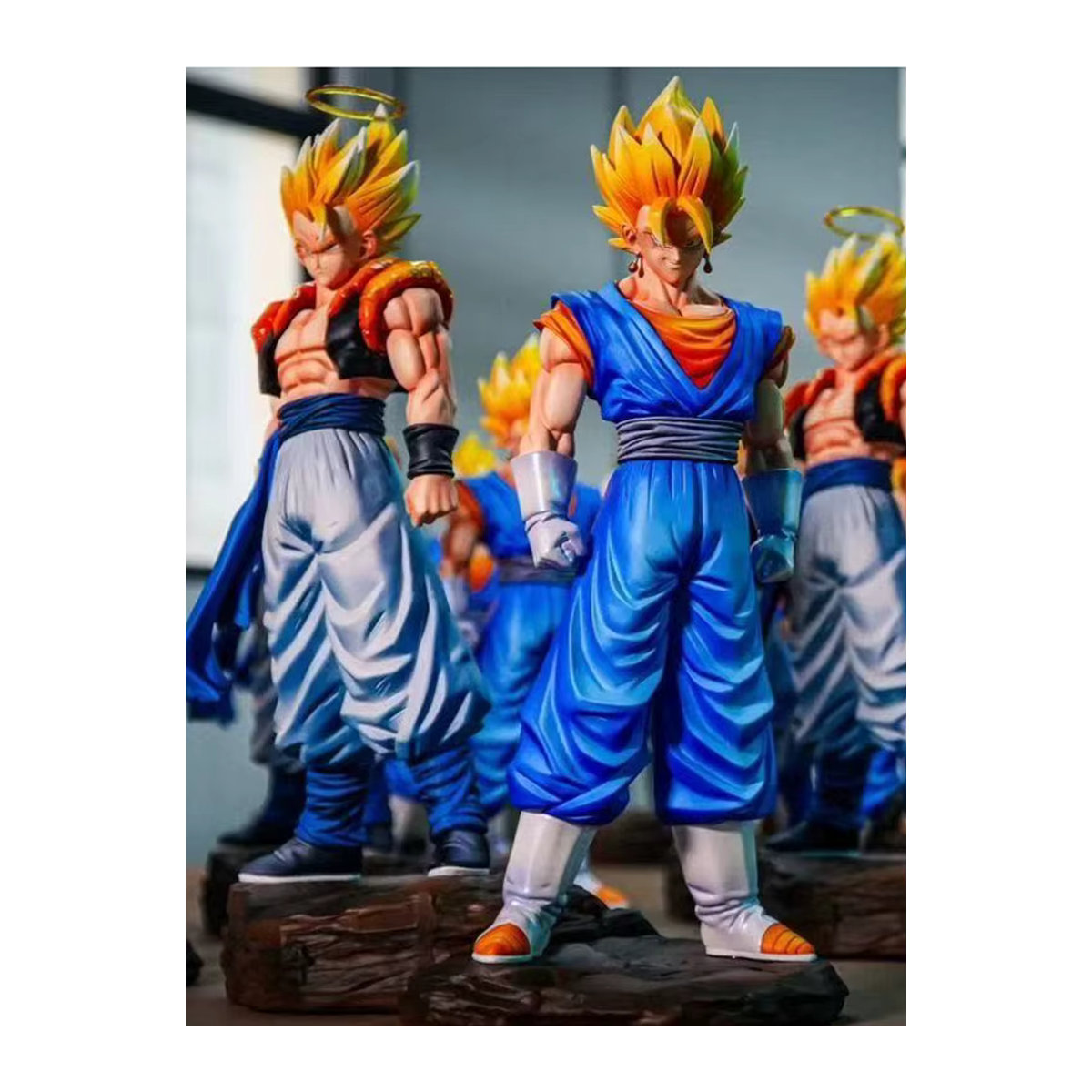 Bandai Dragon Ball Anime Figur Vegetto und Gogeta Super Saiyajin Statue mit Basis in Mehrfarbig aus Kunstharz - Bild 6