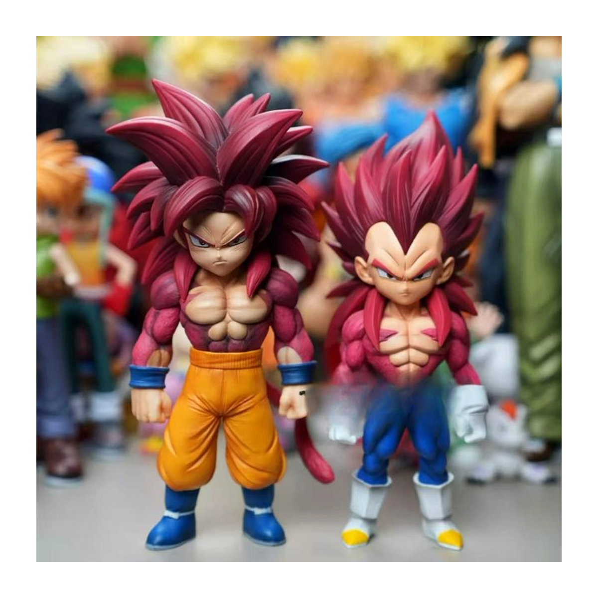Bandai Dragon Ball DAIMA Actionfigur Super Saiyajin 4 Goku und Vegeta Sammlerstatue aus Kunststoff, mehrfarbig, Höhe: 15,5-16,5 cm - Bild 1