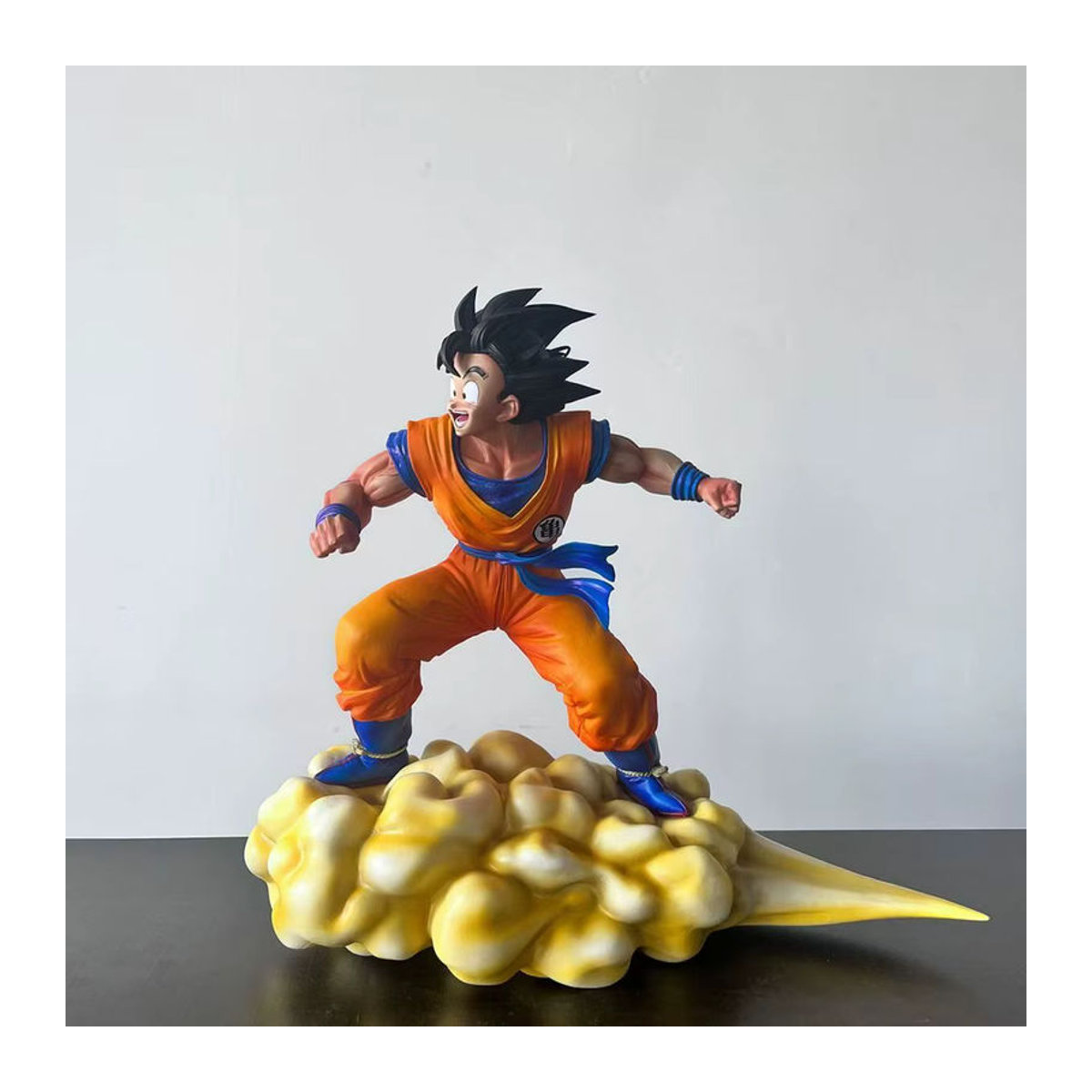 Bandai Dragon Ball Goku Anime Figur auf Salto Cloud, mehrfarbig, Höhe: 31 cm - Bild 3