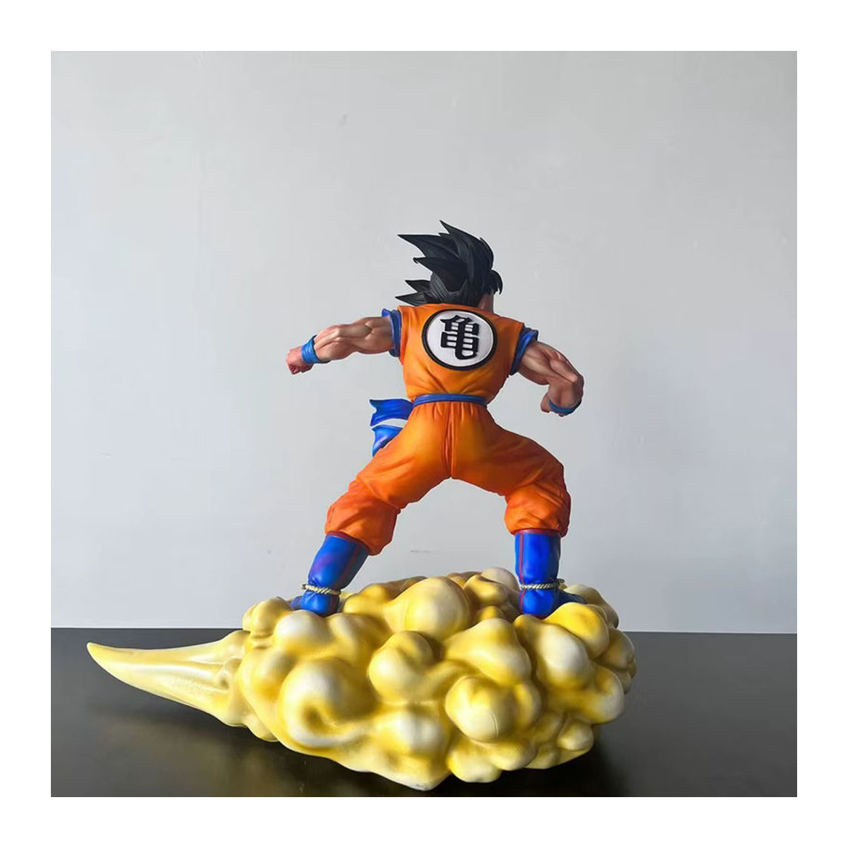 Bandai Dragon Ball Goku Anime Figur auf Salto Cloud, mehrfarbig, Höhe: 31 cm - Bild 4