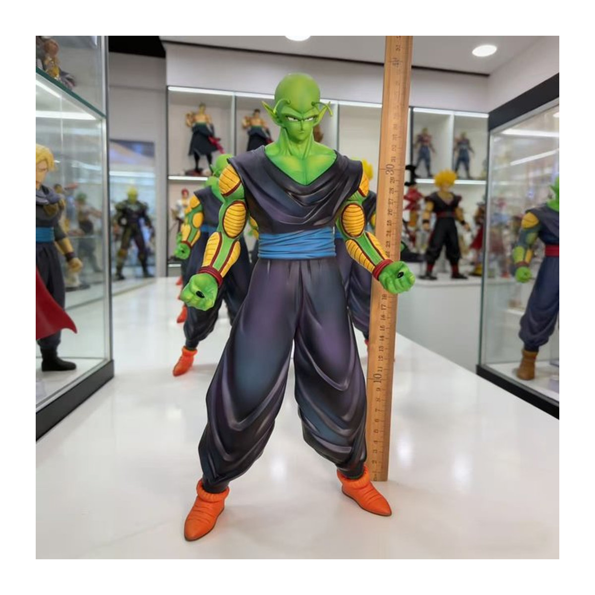 Bandai Dragon Ball Piccolo Actionfigur aus Kunststoff mit austauschbaren Händen, mehrfarbig, Höhe: 37 cm - Bild 1