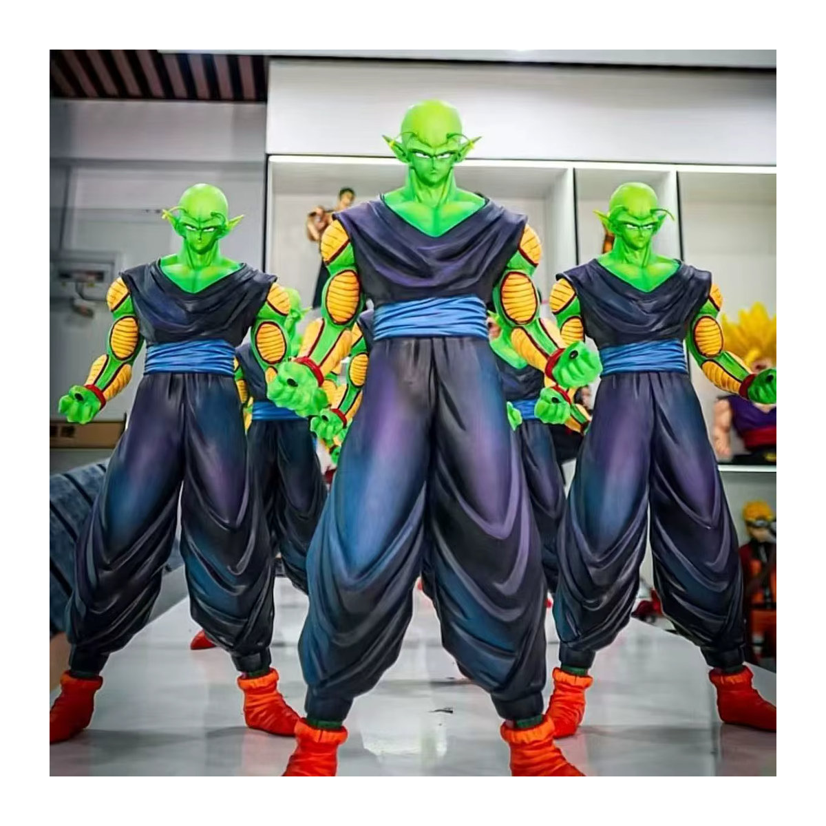 Bandai Dragon Ball Piccolo Actionfigur aus Kunststoff mit austauschbaren Händen, mehrfarbig, Höhe: 37 cm - Bild 3