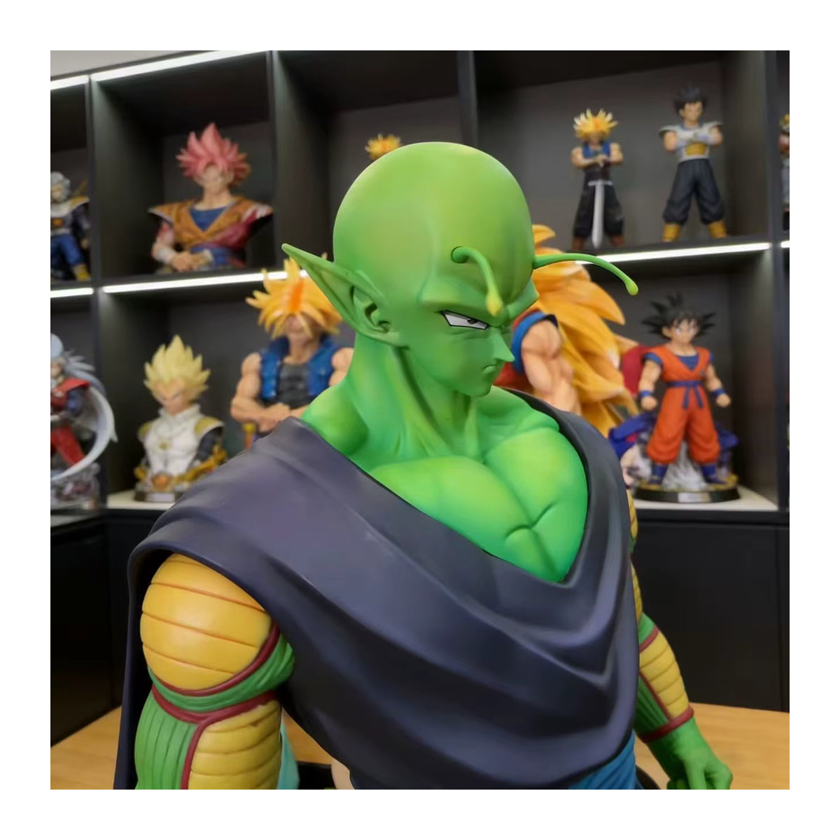 Bandai Dragon Ball Piccolo Actionfigur aus Kunststoff mit austauschbaren Händen, mehrfarbig, Höhe: 37 cm - Bild 5