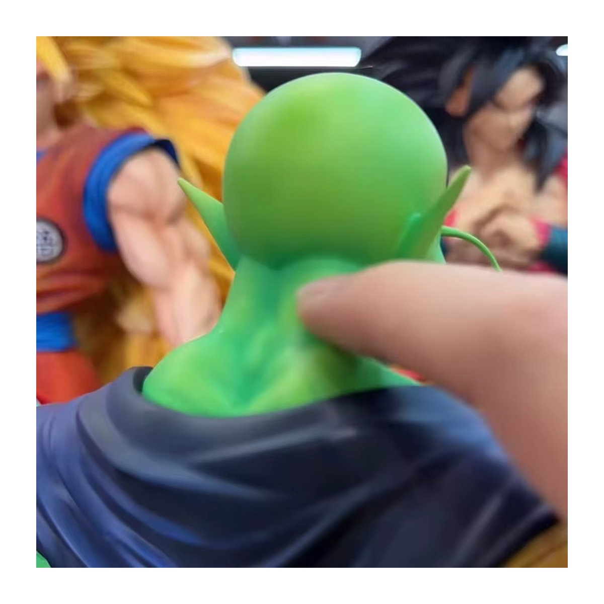Bandai Dragon Ball Piccolo Actionfigur aus Kunststoff mit austauschbaren Händen, mehrfarbig, Höhe: 37 cm - Bild 6