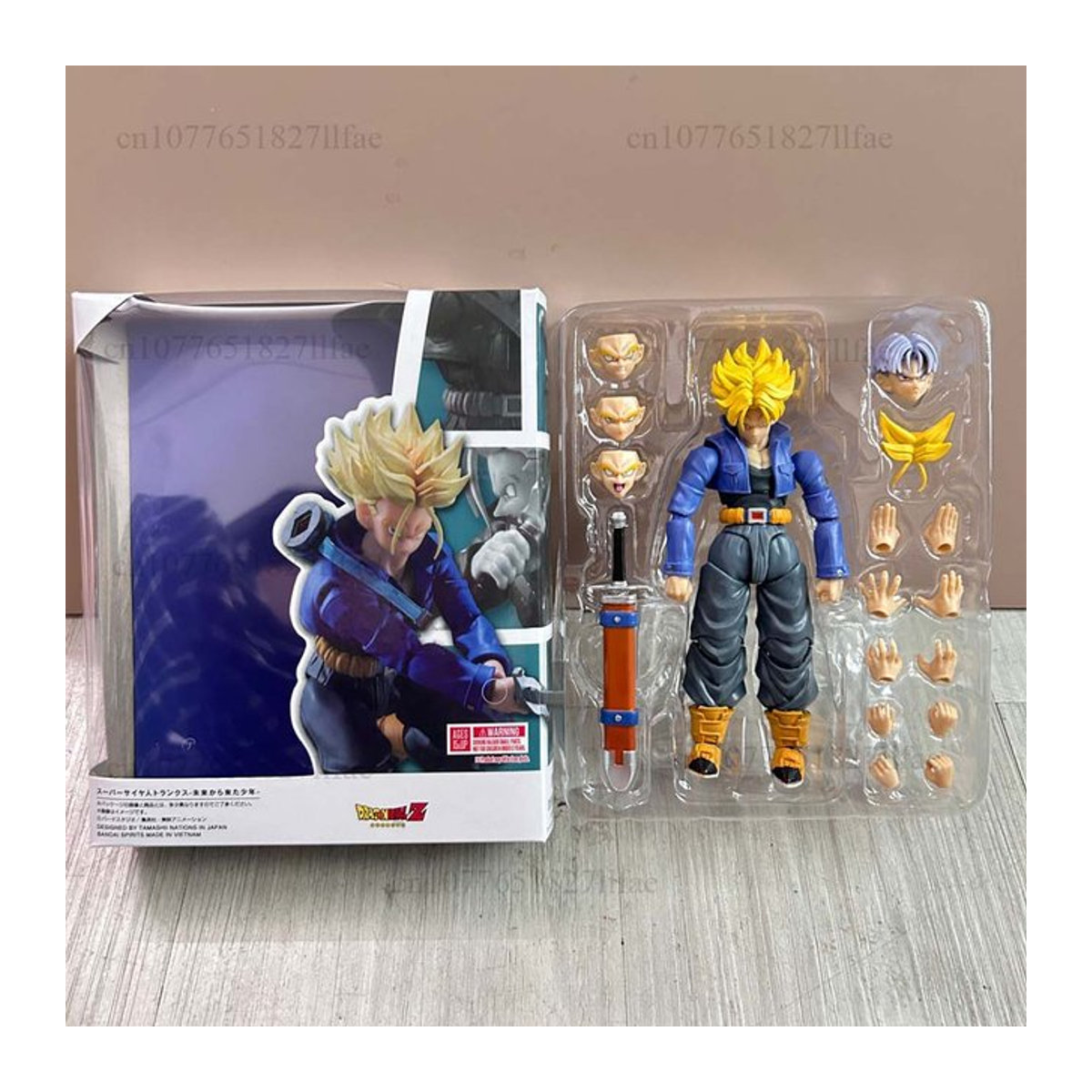 Bandai Dragon Ball SHF Trunks Boy From Future Actionfigur, mehrfarbig - Bild 1