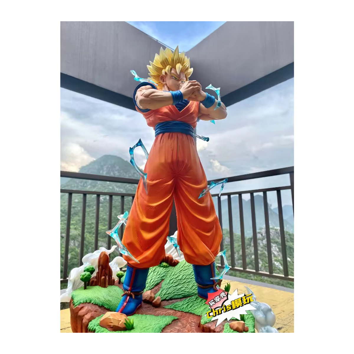 Bandai Dragon Ball Son Goku Super Saiyajin Anime Figur aus Kunstharz, mehrfarbig, Höhe: 58 cm - Bild 2