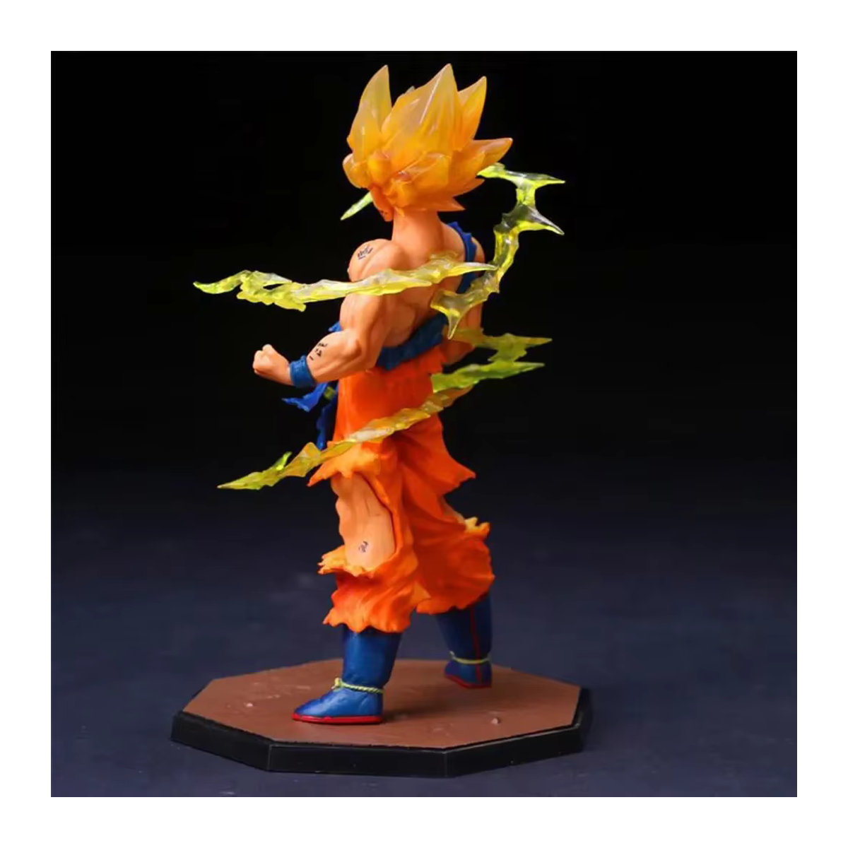 Bandai Dragon Ball Son Goku Super Saiyajin Figur, mehrfarbig, Höhe: 17 cm - Bild 6