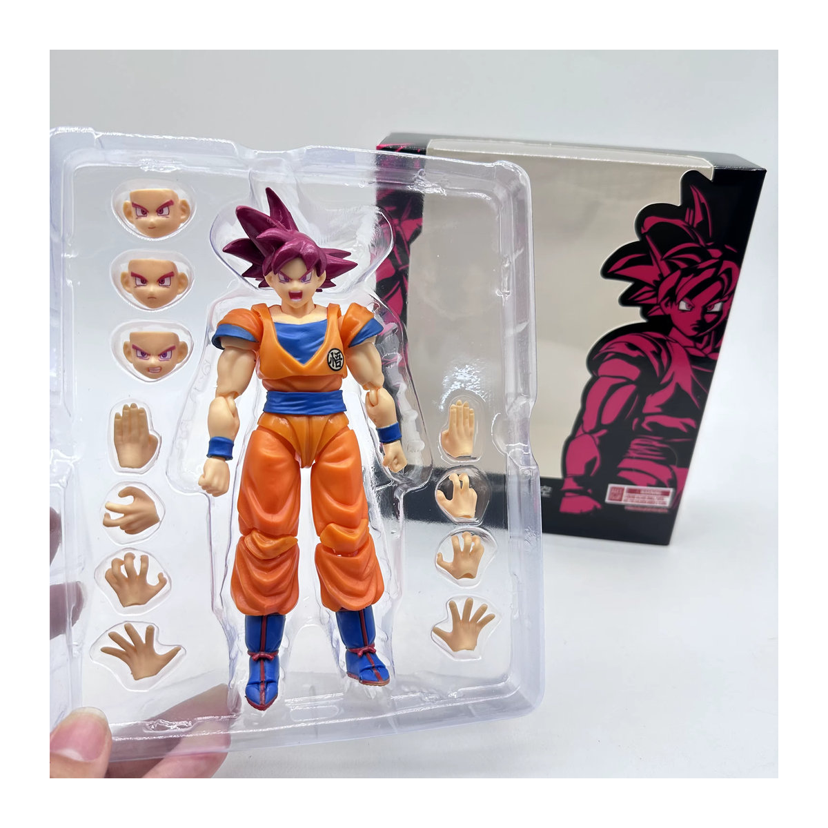 Bandai Dragon Ball Son Goku Super Saiyajin Gott Actionfigur in Rot und Orange aus Kunststoff - Bild 5