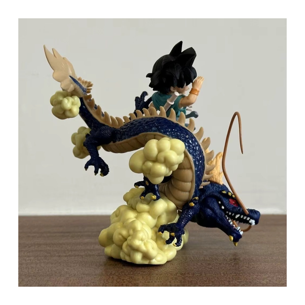 Bandai Dragon Ball Son Goku Super Saiyan Figur GoodBye Goku GK Statue, mehrfarbig, Höhe: 13 cm - Bild 4