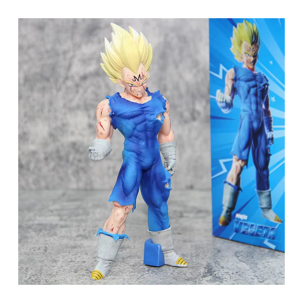 Bandai Dragon Ball Super Majin Vegeta Figur mit 4 Köpfen und LED-Beleuchtung, mehrfarbig, Höhe: 20 cm - Bild 4