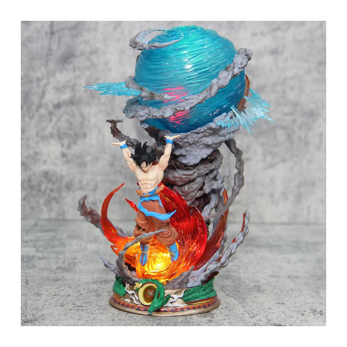 Bandai Dragon Ball Super Saiyan Goku Figur mit Herculean Energy Ball in mehrfarbig Ausführung aus Kunstharz - Bild 4