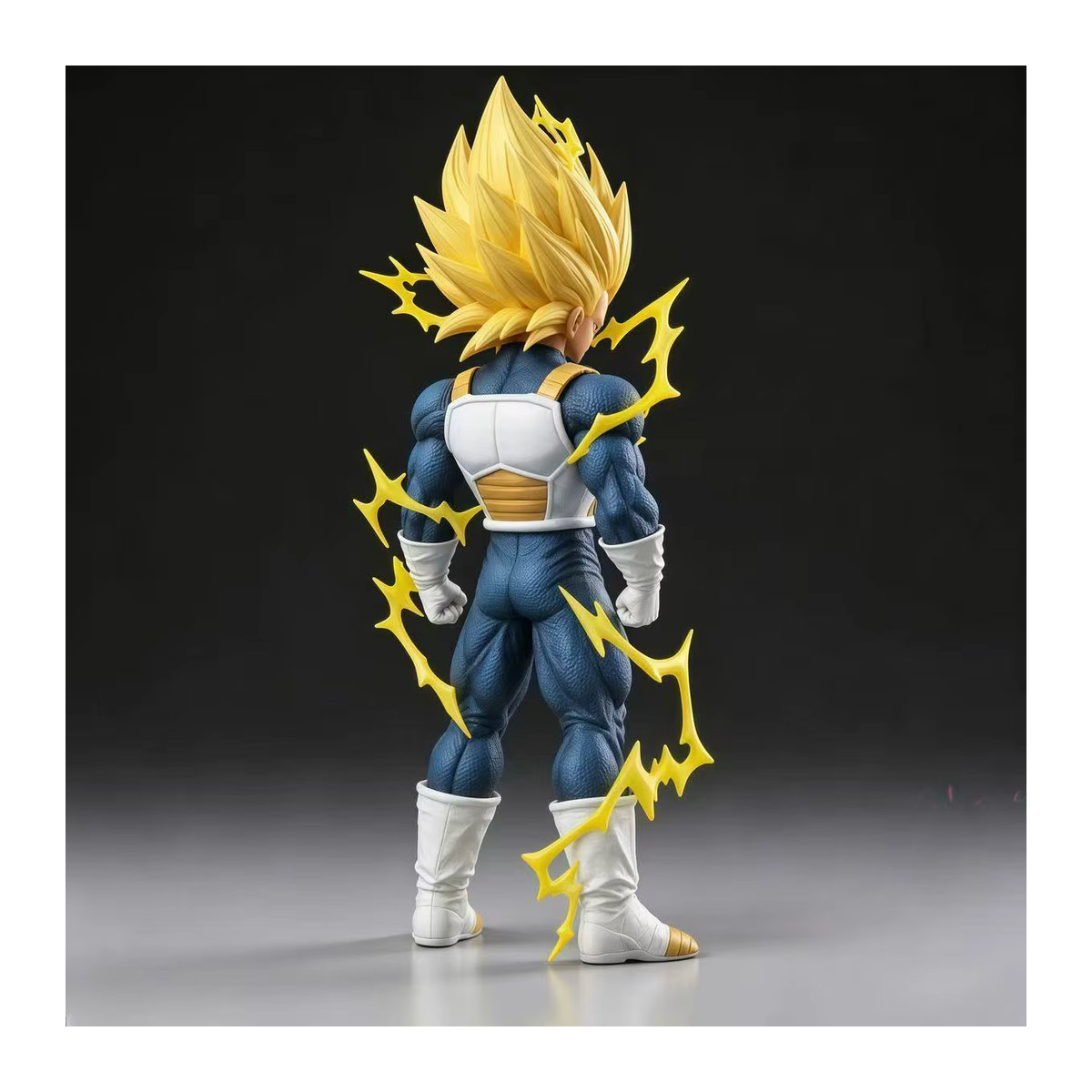 Bandai Dragon Ball Super Saiyan Vegeta Figur aus PVC in Mehrfarbig mit Spezialeffekten - Bild 5
